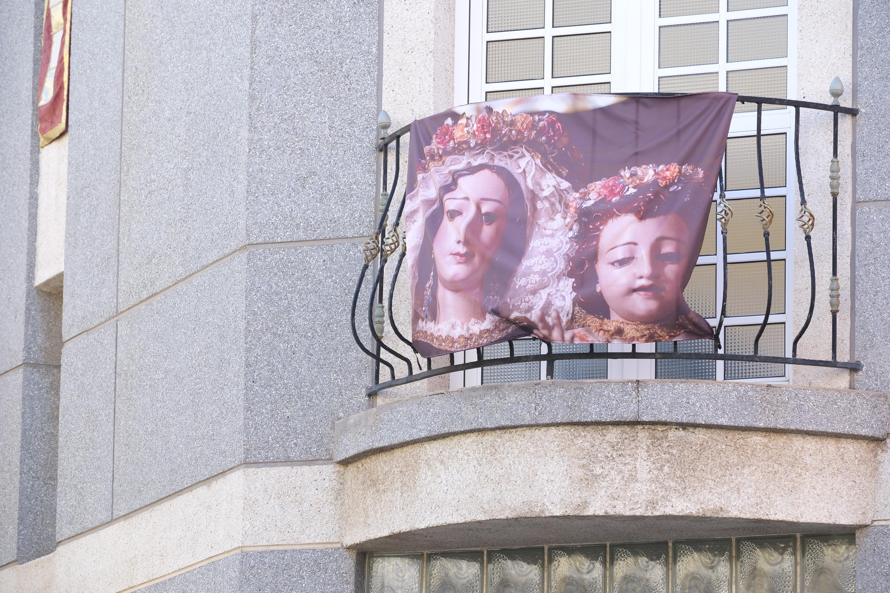 La misa y procesión estandarte coronación Virgen del Carmen, en imágenes