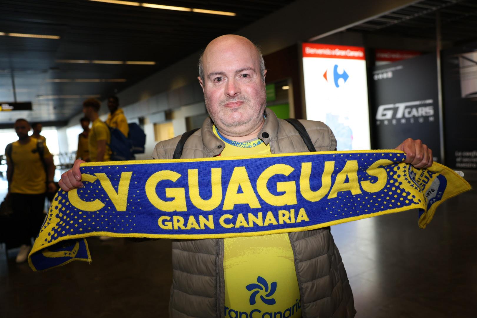 Imágenes del agasajo al CV Guaguas en Gando