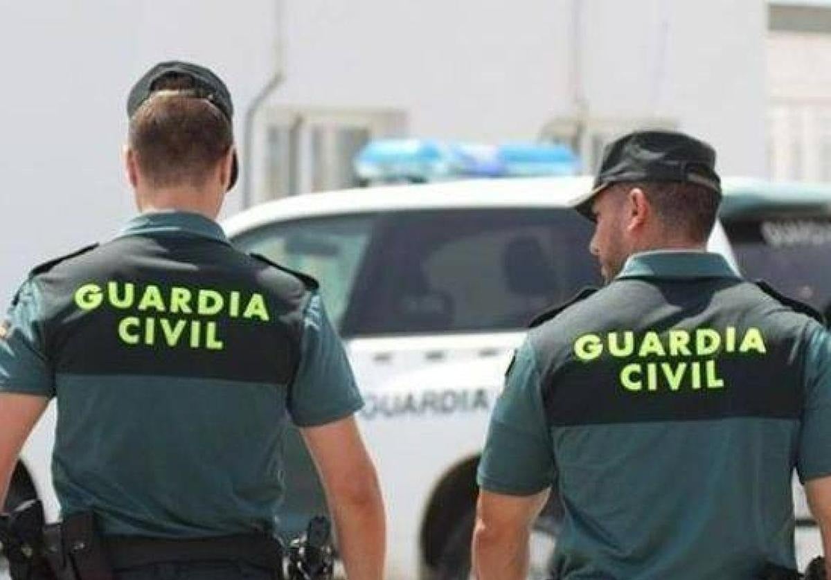 Dos motoristas heridos en un accidente en Tenerife