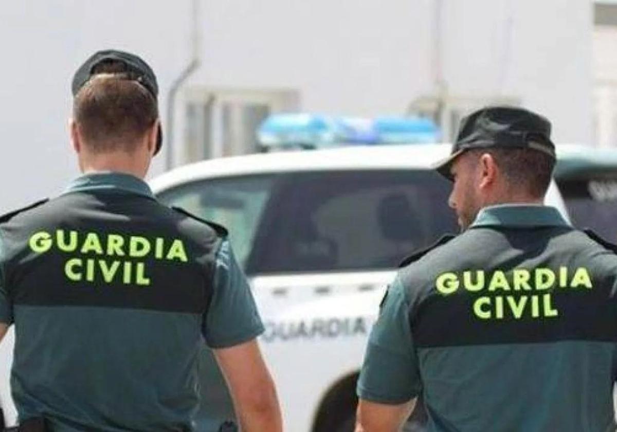 Agentes de la Guardia Civil en Agüimes salvan la vida a un bebé que no respiraba