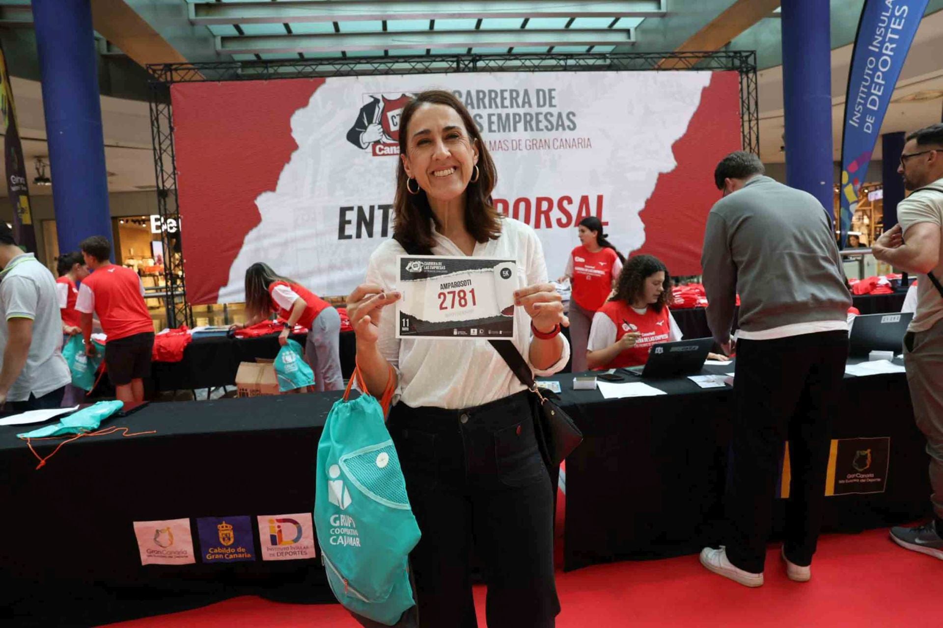 Máxima expectación en la recogida de dorsales de la CANARIAS7 Carrera de las Empresas