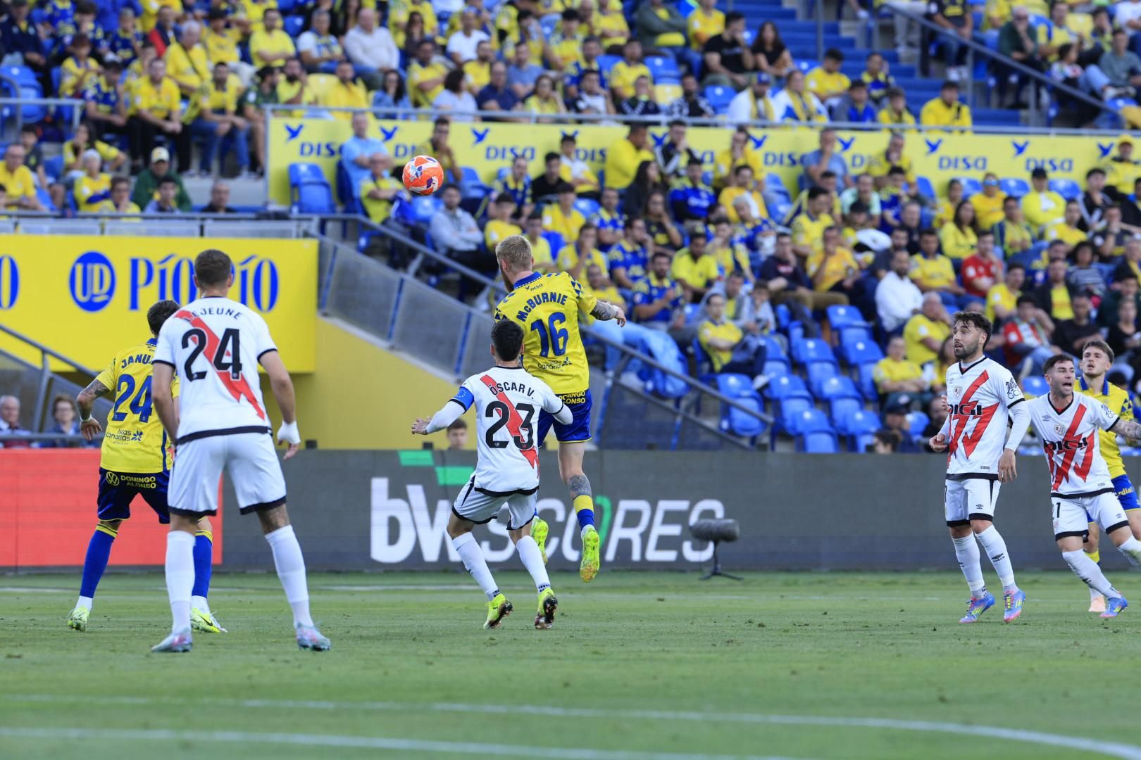 La batalla frente al Rayo, en imágenes