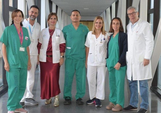 Parte del equipo médico implicado en este récord histórico.