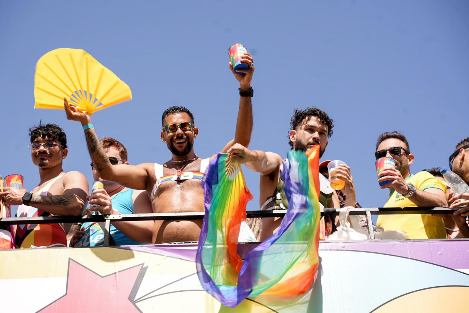 Maspalomas vibra con la energía del Gay Pride