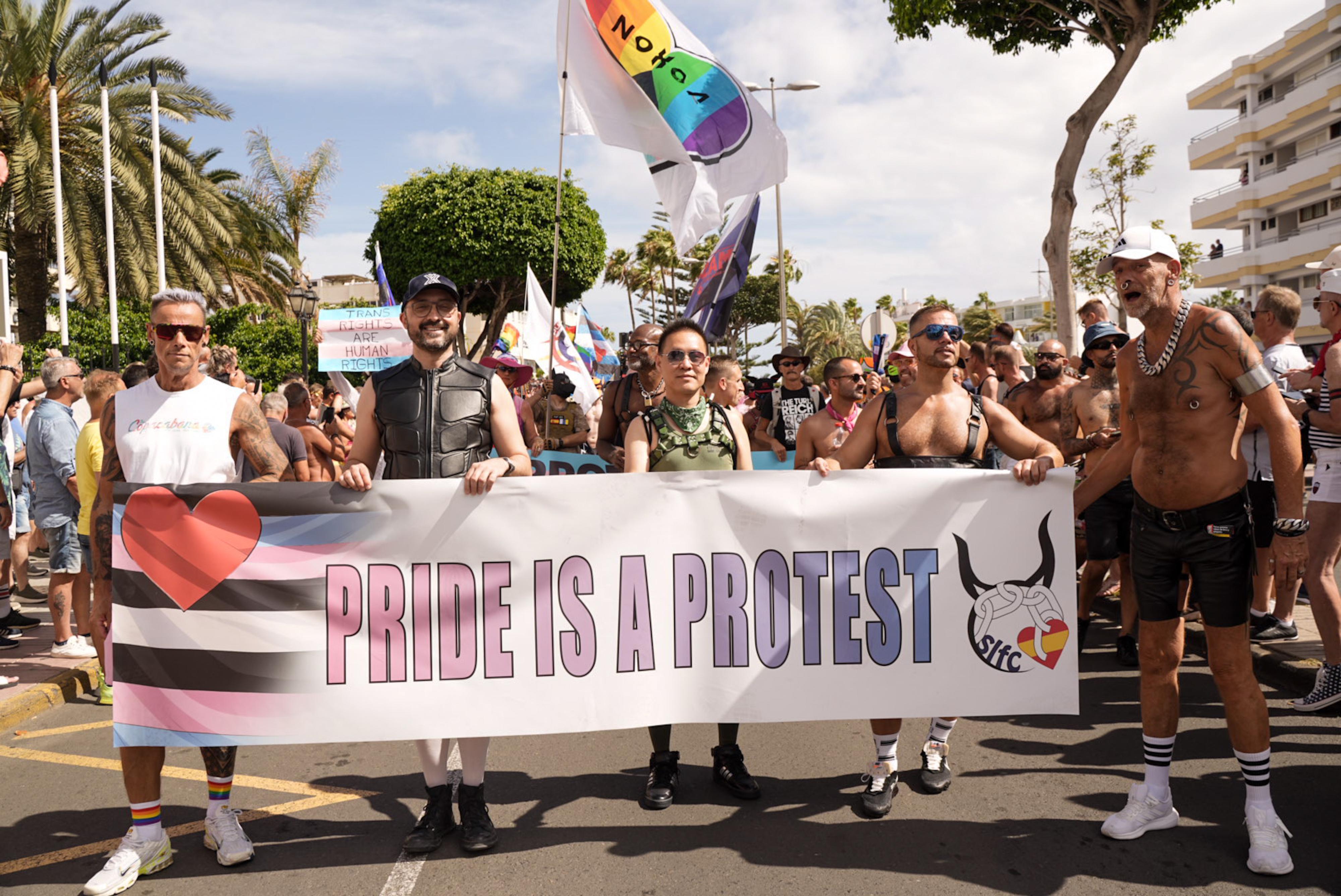 Maspalomas vibra con la energía del Gay Pride