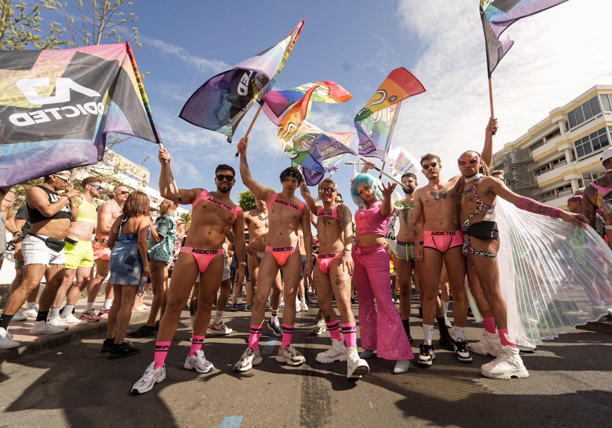 Maspalomas vibra con la energía del Gay Pride