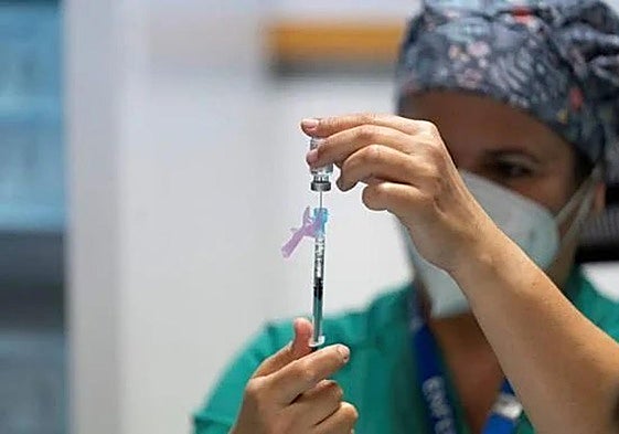 Descargue el Especial Día Internacional de la Enfermería en formato PDF