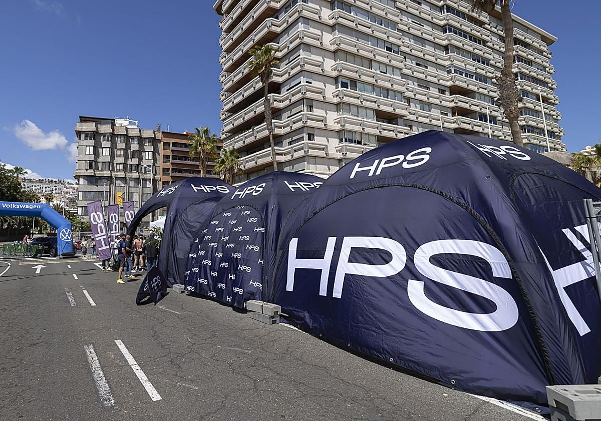 Imagen principal - Más de 60 personas profesionales de HPS lo dieron todo en la Carrera de las Empresas