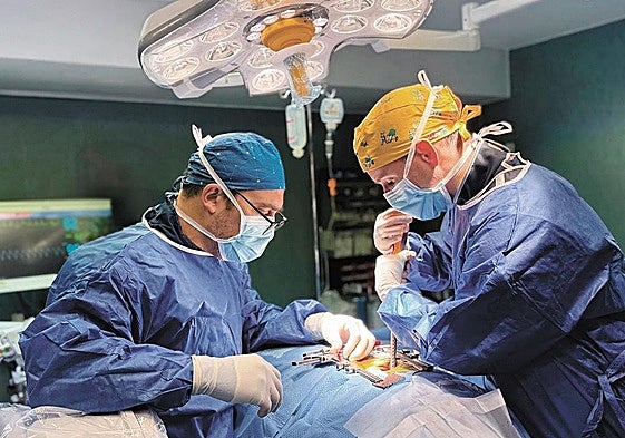 Hospitales Universitarios San Roque impulsa la neurocirugía más avanzada