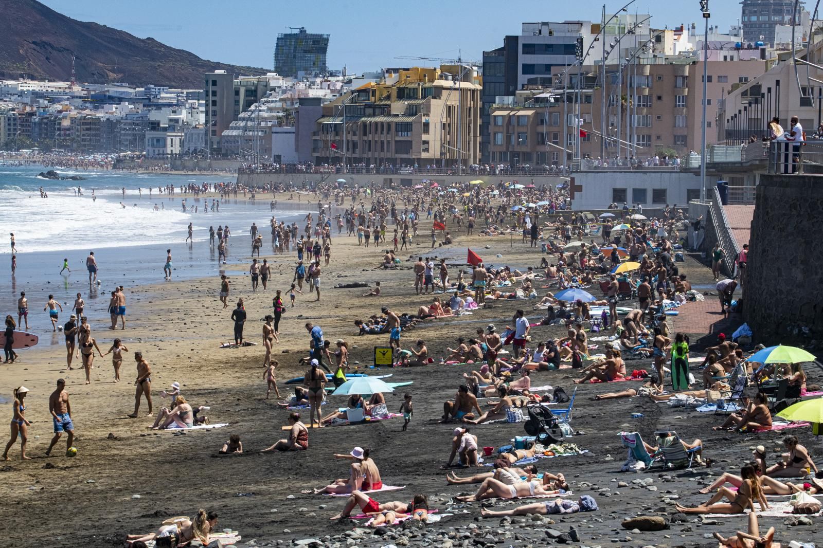 Imagen de la playa de Las Canteras, en Las Palmas de Gran Canaria.