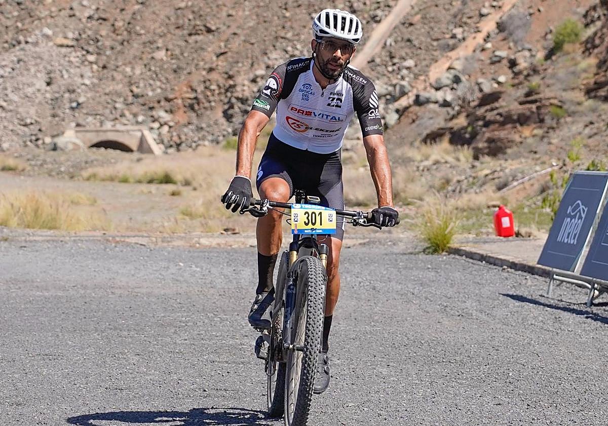 Imagen principal - 1.- Blas Rivero. 2.- Hans Becking y Luis ángel Maté ETAPA 1. 3.- Luis Ángel Maté. 