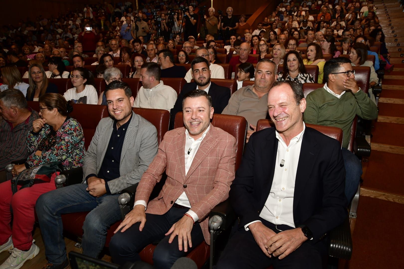 Así fue la presentación del nuevo partido político