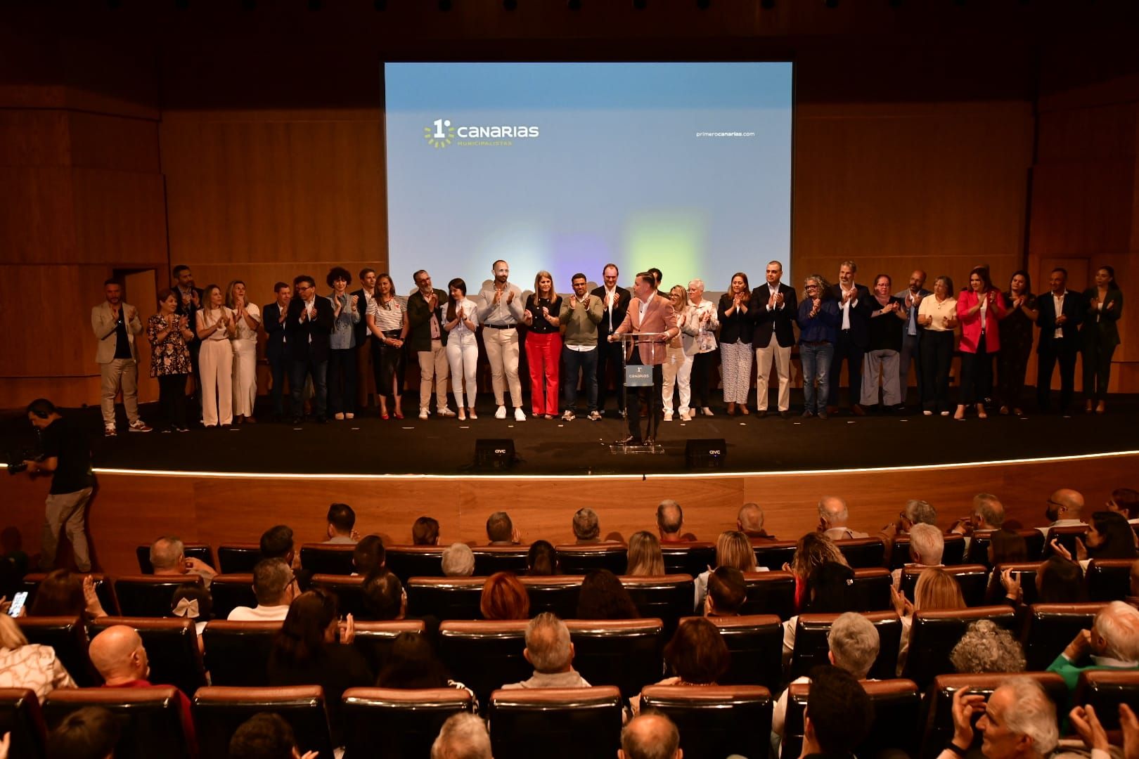 Así fue la presentación del nuevo partido político