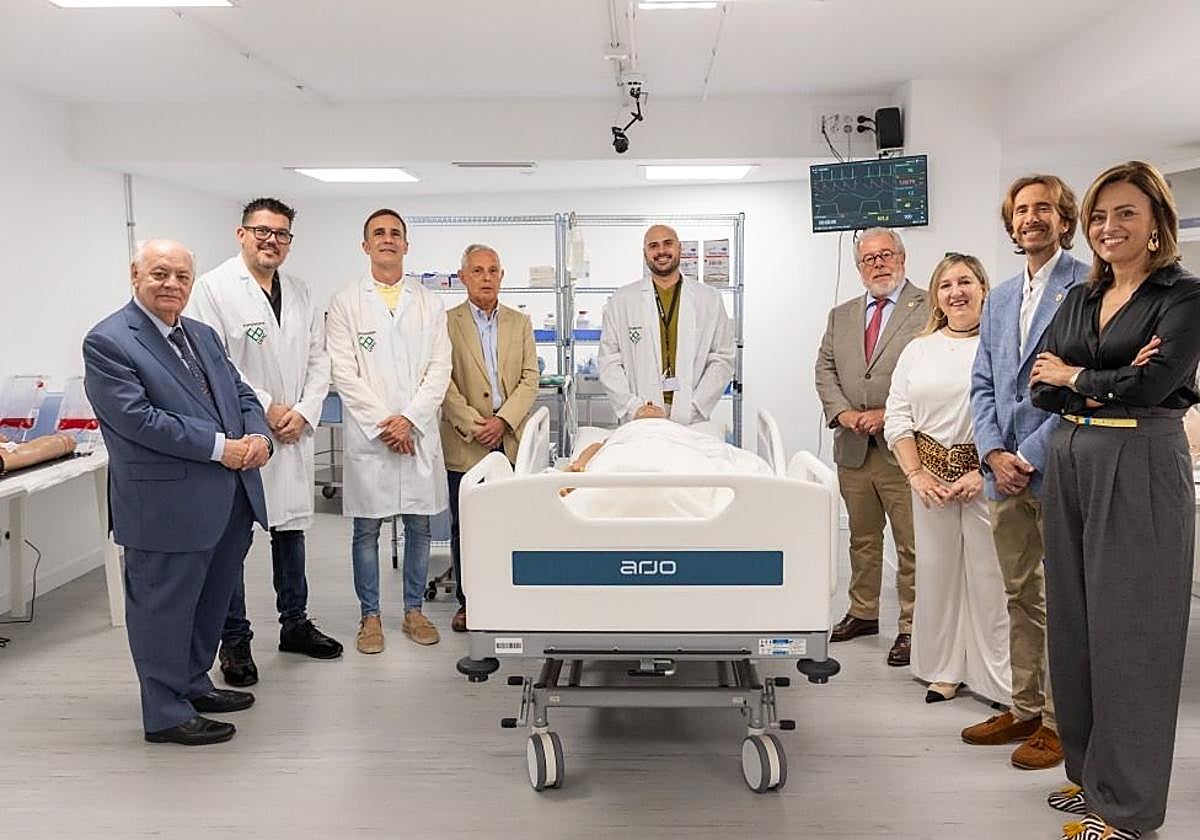 De izquierda a derecha, Mario Rodríguez, Raúl Calcines, Ariday Díaz, José C. Rodríguez, Borja Santana, Antonio Rodríguez, Rita Tristancho, Antonio Rodríguez y Mª Rosa Suárez.