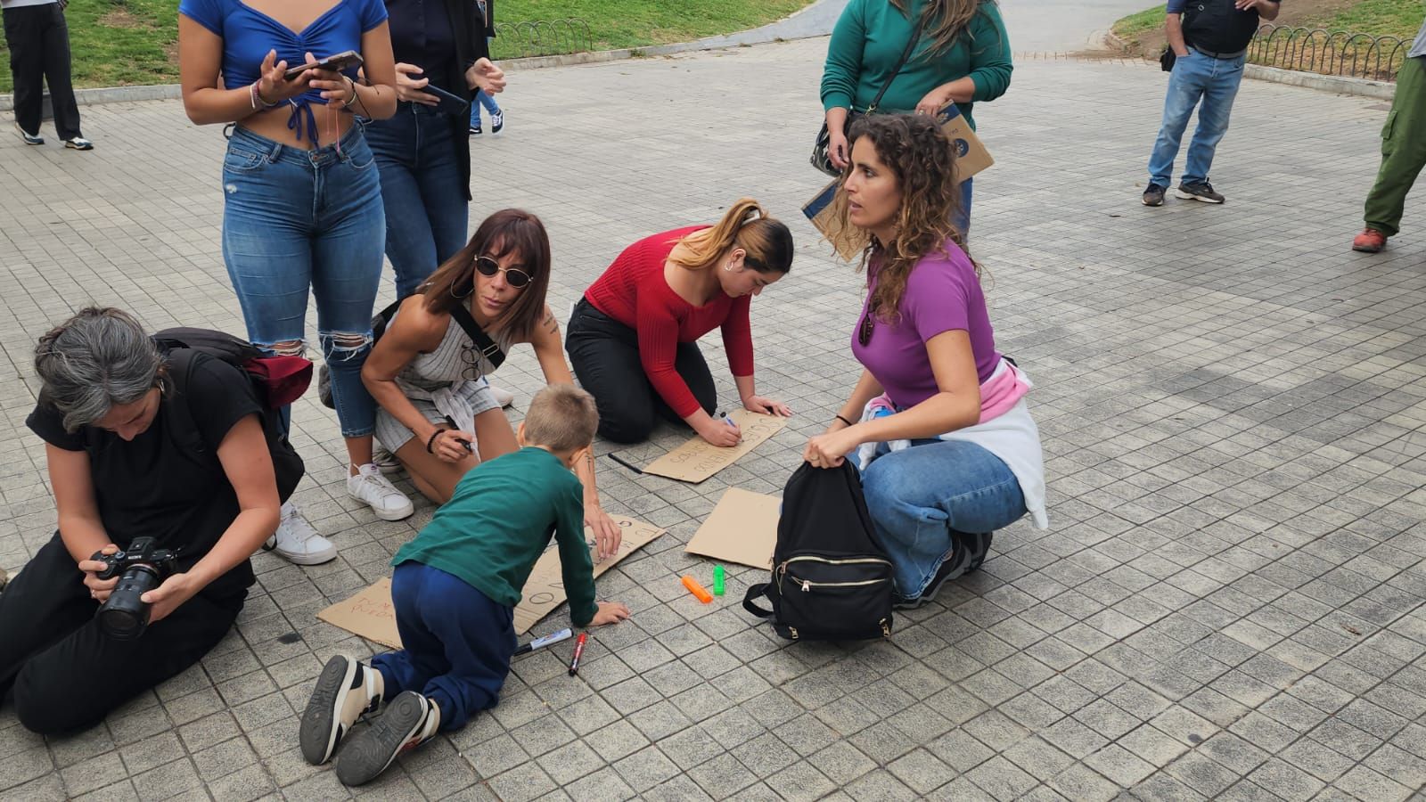 La concentración por la muerte de Abdoulie Bah, abatido en el aeropuerto de Gran Canaria
