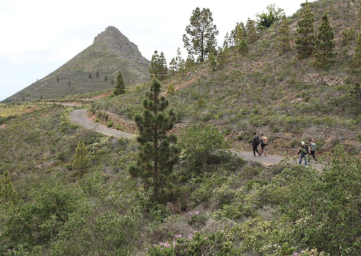 Imagen secundaria 1 - Un sendero para saltar el océano y unir las ocho islas a través de 600 kilómetros