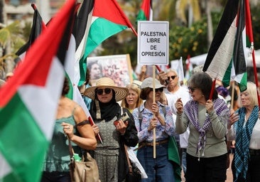 Los Honores y Distinciones se embarran por Palestina y la Base Naval