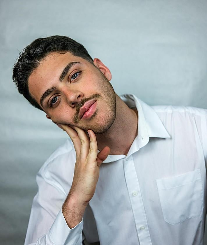 Imagen secundaria 2 - Jennibel Hernández, Celia Jiménez y Román Bordón.