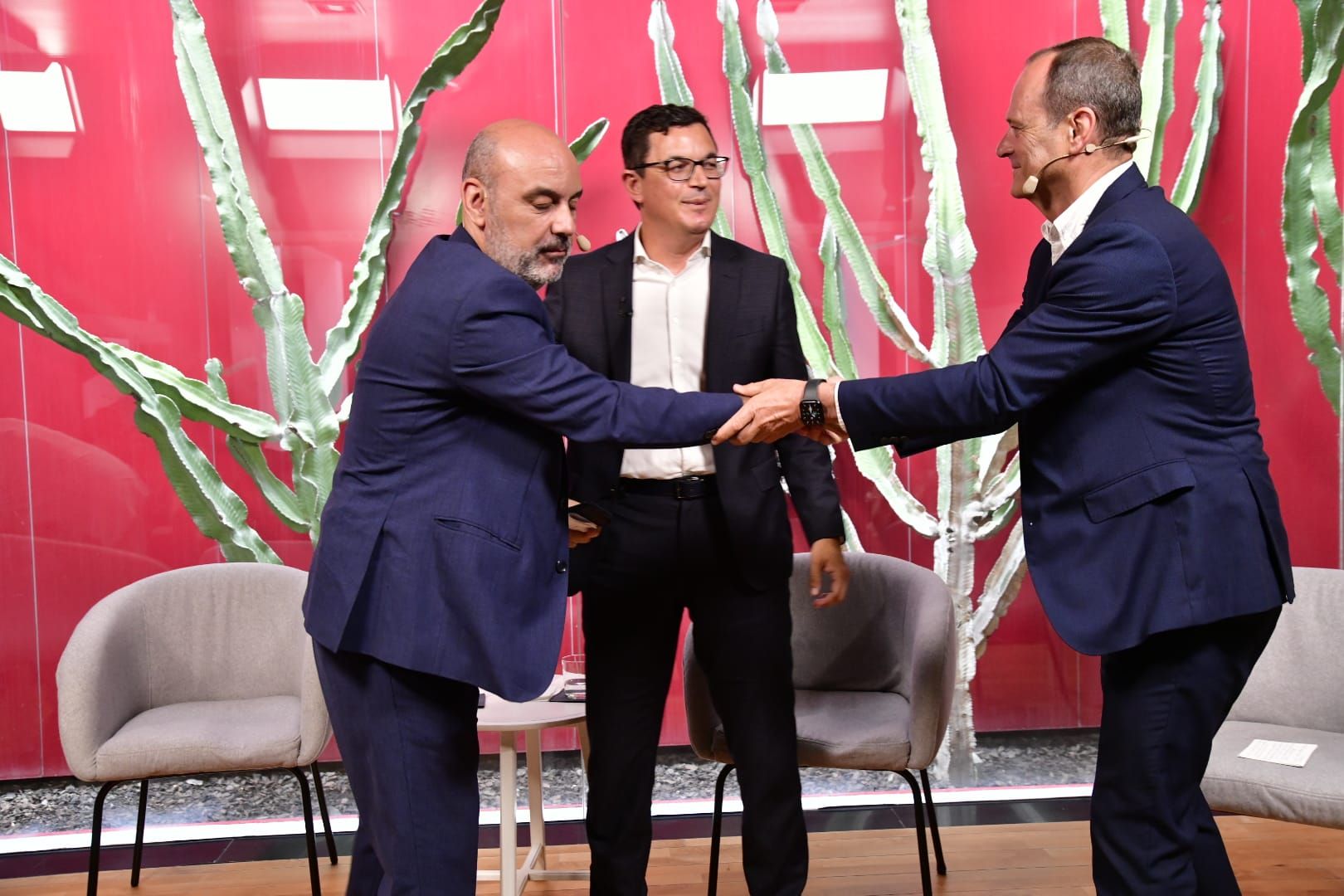 Imágenes del foro CANARIAS7 &#039;Conversaciones con el consejero Pablo Rodríguez&#039;