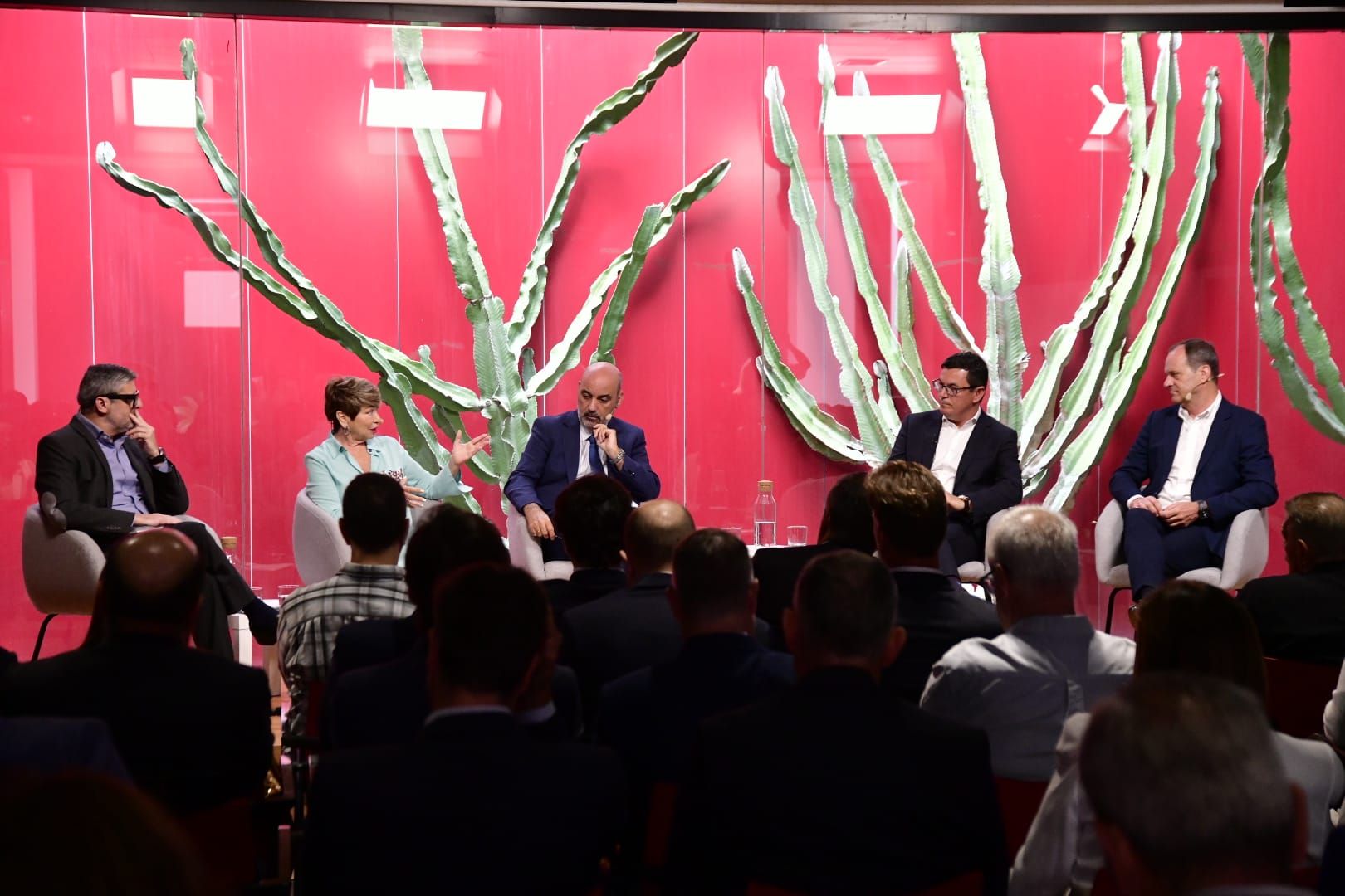 Imágenes del foro CANARIAS7 &#039;Conversaciones con el consejero Pablo Rodríguez&#039;