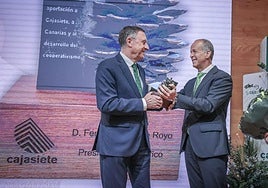 Cajasiete refuerza su posición financiera en Canarias y Berge deja la presidencia