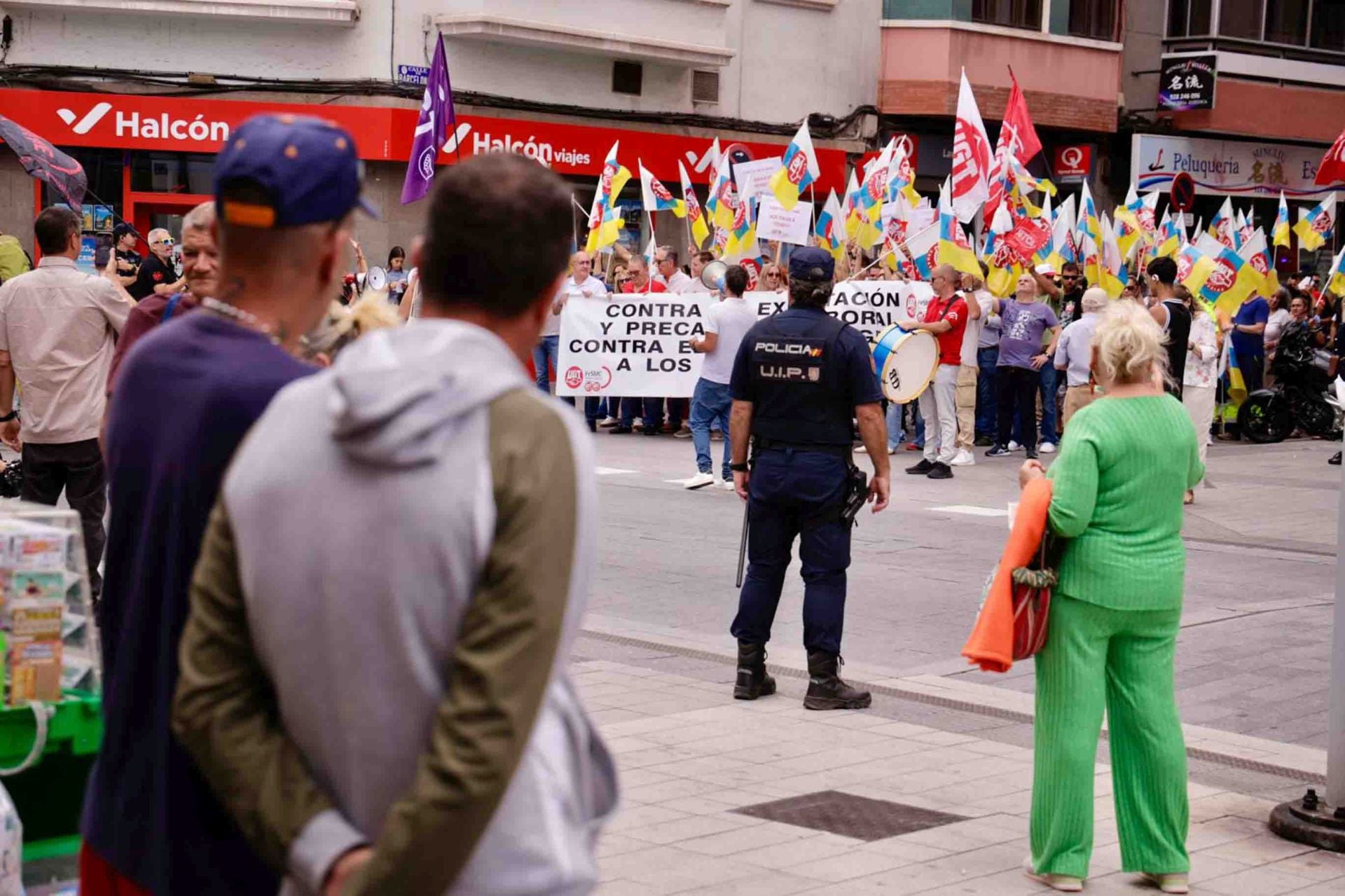 El paro parcial del comercio en Mesa y López por sueldos dignos, en imágenes