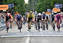 Imagen de una de las etapas del Giro de Italia que se está celebrando estos días. La ronda italiana, el Tour de Francia y la Vuelta a España son las tres grandes rondas ciclistas a nivel mundial.