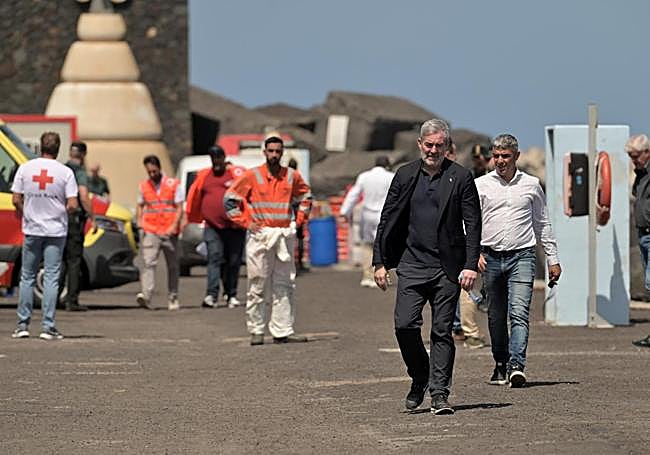 El presidente Fernando Clavijo, en La Restinga.