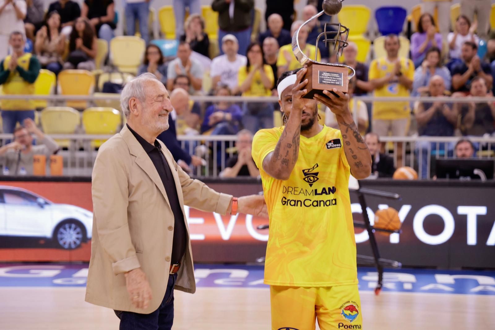 Albicy recibe su segundo Premio CANARIAS7-Pepe Moriana