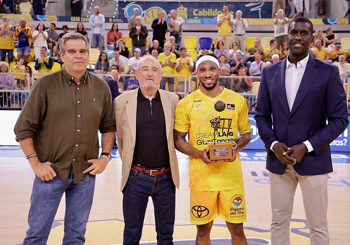 Albicy luce su segundo Premio CANARIAS7-Pepe Moriana