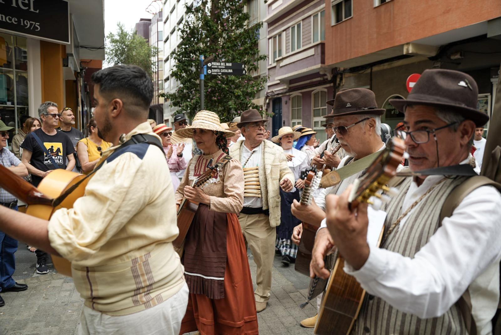 El Paseo Romero llena de tradición el itsmo
