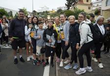 «Me acabo de operar de una rodilla y vengo a pedirle que se me quede bien la otra»