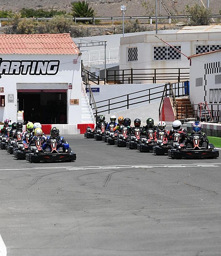 Imagen secundaria 2 - Vibrante final en la Spring Cup de las Series PDM con la participación de más de 40 pilotos