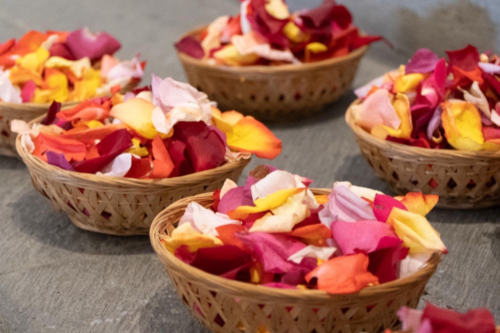 Los fieles acompañan a la Virgen del Pino en la catedral