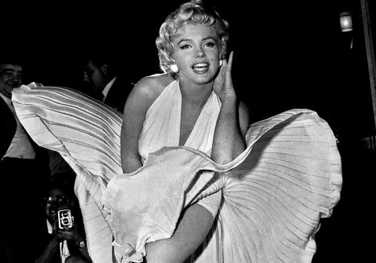 Marilyn Monroe, recreando aquella escena de la película.