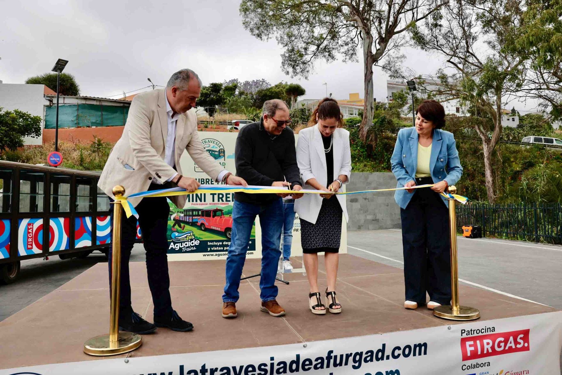 La presentación del tren de Firgas en imágenes