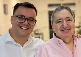 Pepe Bouzón, 'Pepe el del Rías Bajas, un histórico de la hostelería en Las Palmas de Gran Canaria, junto a su hijo David Bouzón.