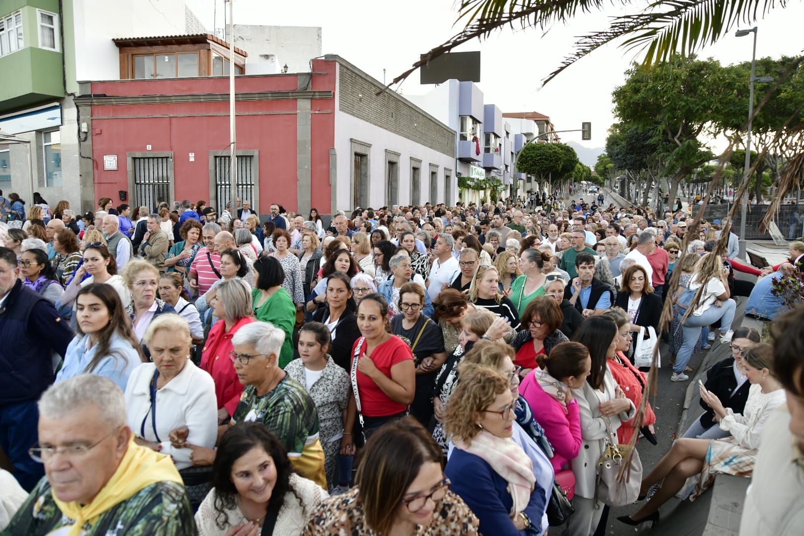 Via Lucia de la Virgen del Pino y el Santo Cristo de Telde