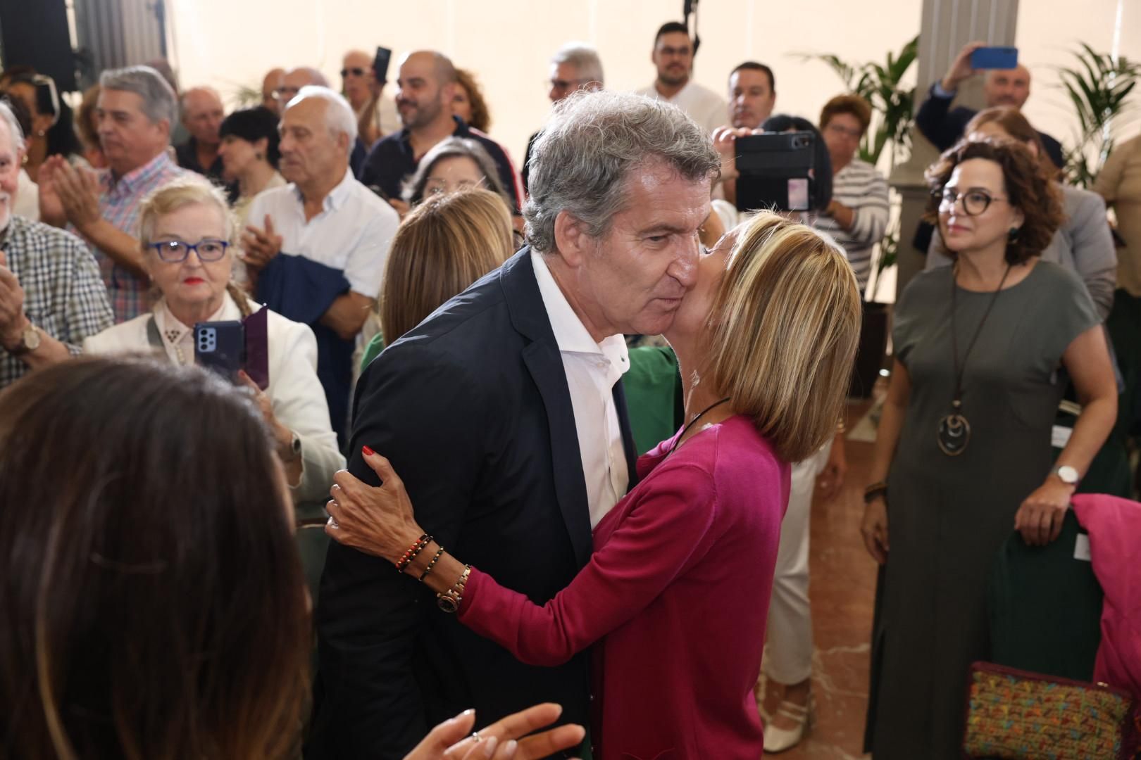 Feijóo atrae masas en el acto del Partido Popular en Las Palmas de Gran Canaria