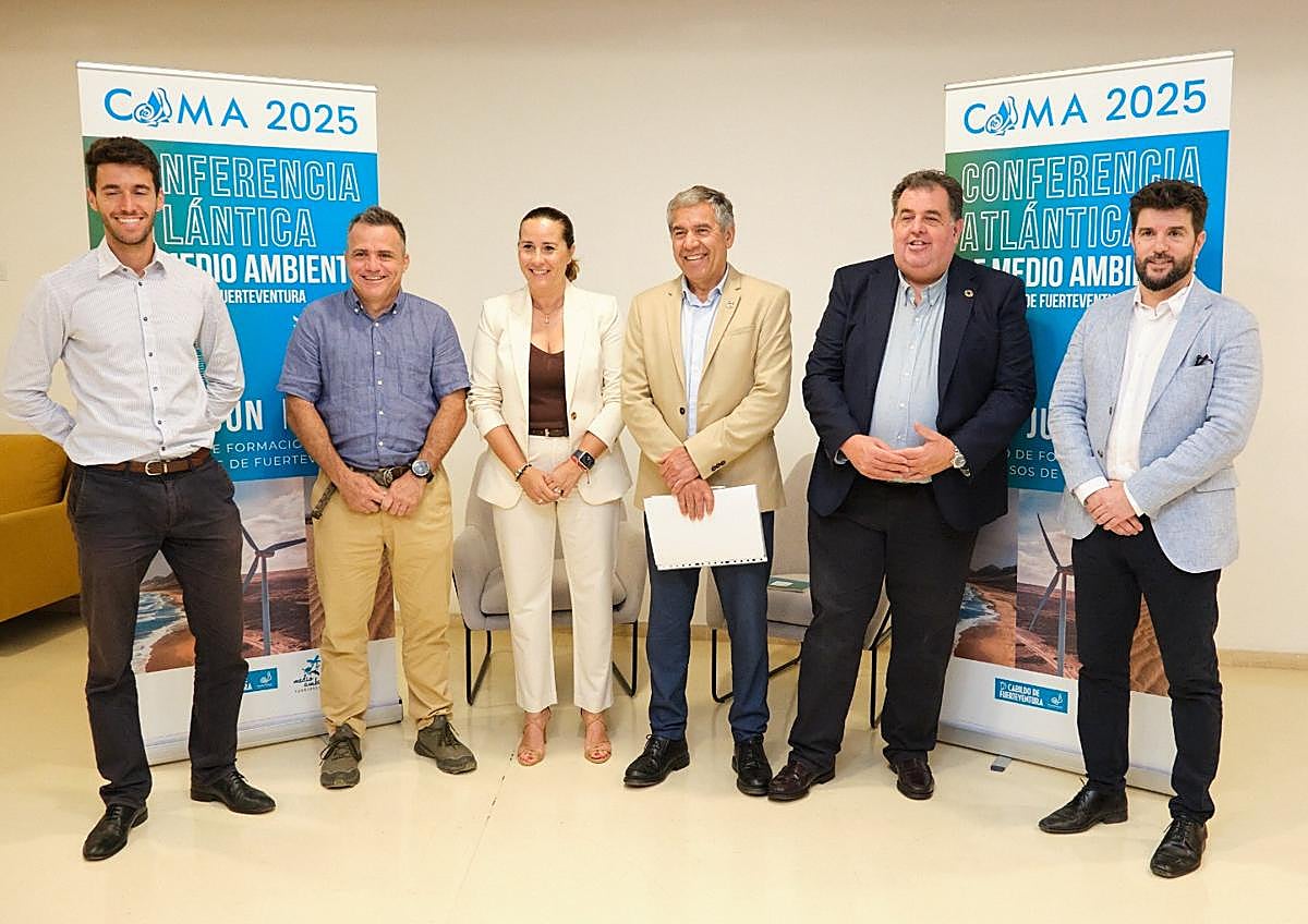 Imagen secundaria 1 - El turista «no dejaría de visitar» Canarias aunque pagara una ecotasa