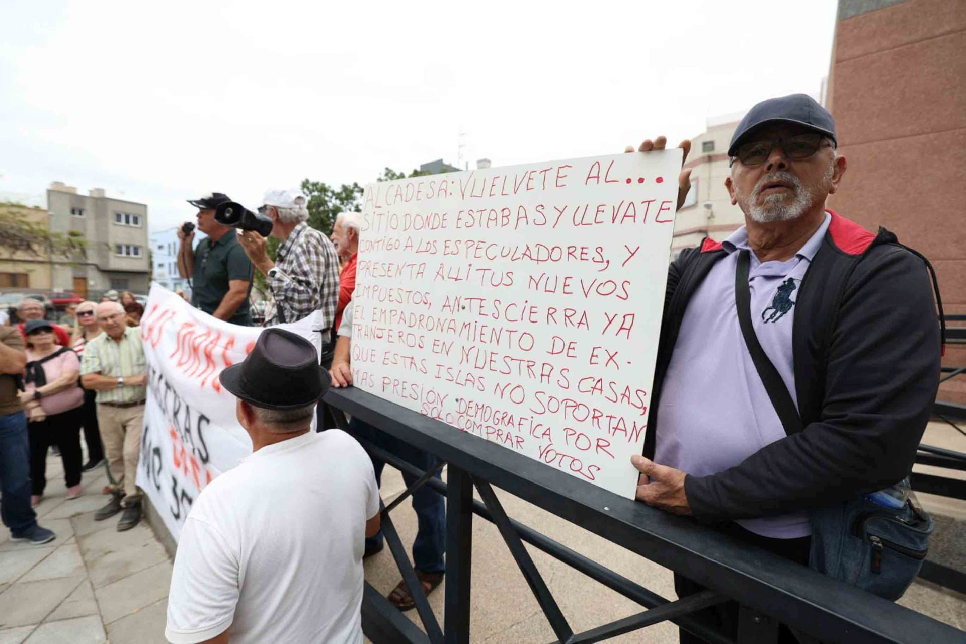 Las protestas de El barrio de Las Torres contra el Plan General, en imágenes