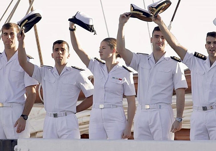 La guardamarina Leonor en enero la base naval de Las Palmas de Gran Canaria a bordo del buque escuela Juan Sebastián Elcano.