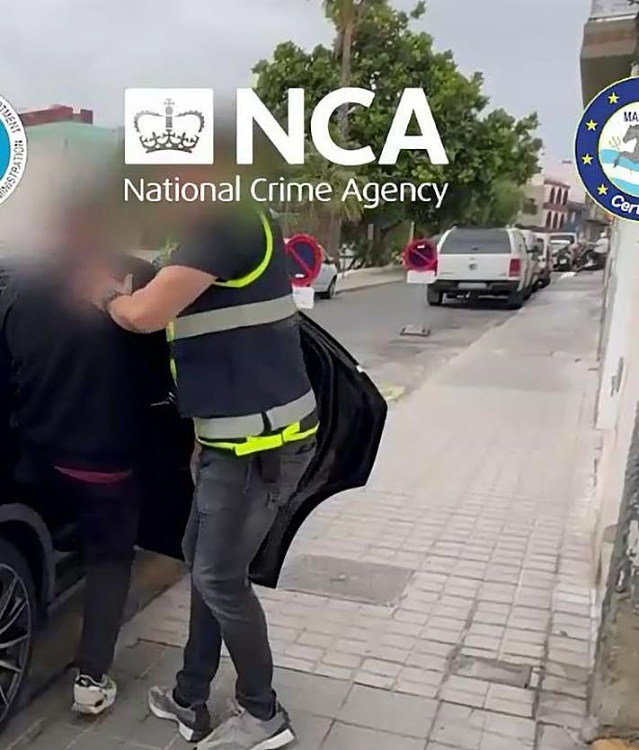 Imagen secundaria 2 - Imágenes de la operación policial Sombra Negra.