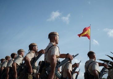 Día de las Fuerzas Armadas 2025: 2.260 militares desfilan mañana ante los reyes en Tenerife