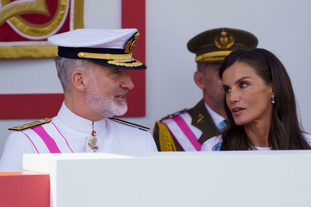 Las mejores imágenes del desfile de las Fuerzas Armadas en Tenerife
