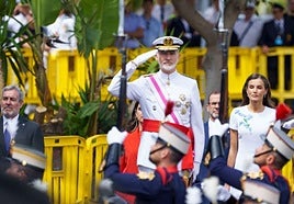Las mejores imágenes del desfile de las Fuerzas Armadas en Tenerife