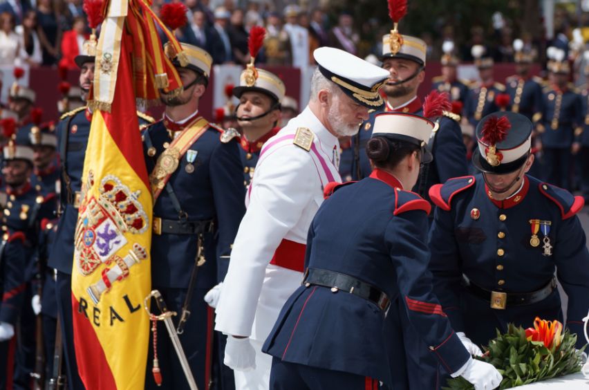 Las mejores imágenes del desfile de las Fuerzas Armadas en Tenerife