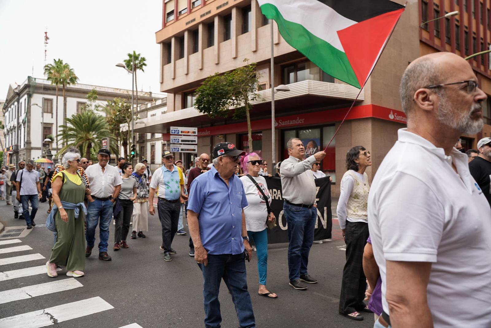 Manifestación antimilitarista en Las Palmas de Gran Canaria