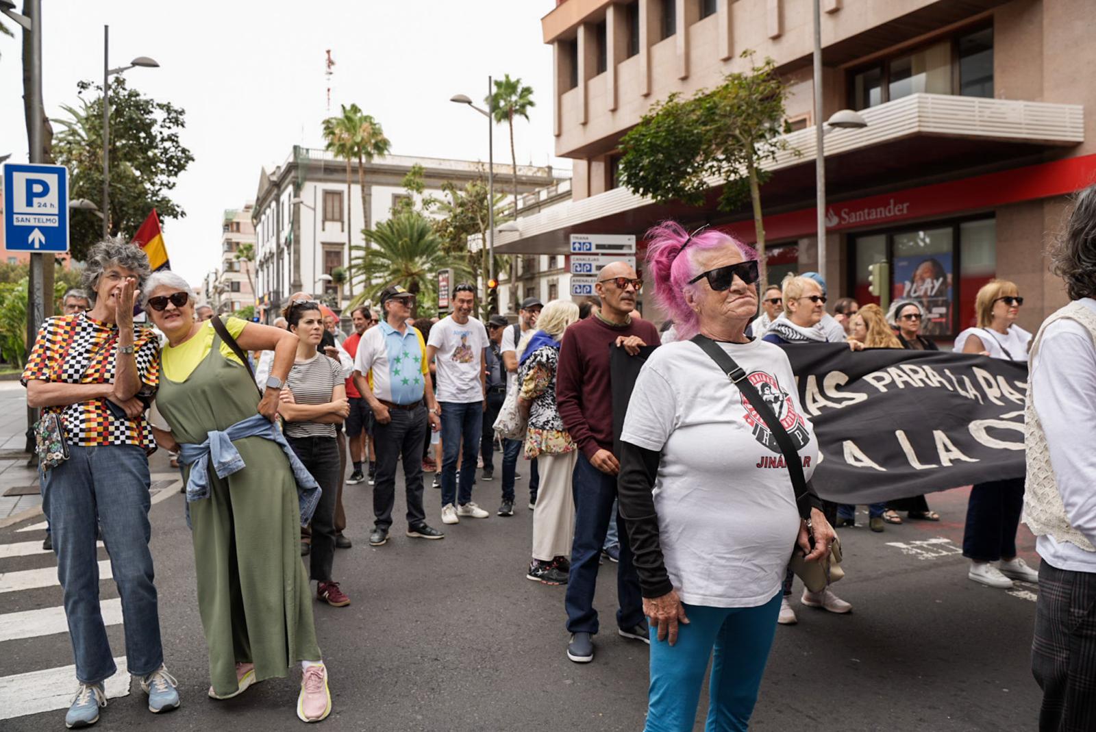 Manifestación antimilitarista en Las Palmas de Gran Canaria