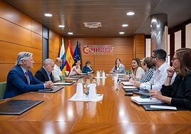 Reunión de trabajo en la Cámara de Comercio.